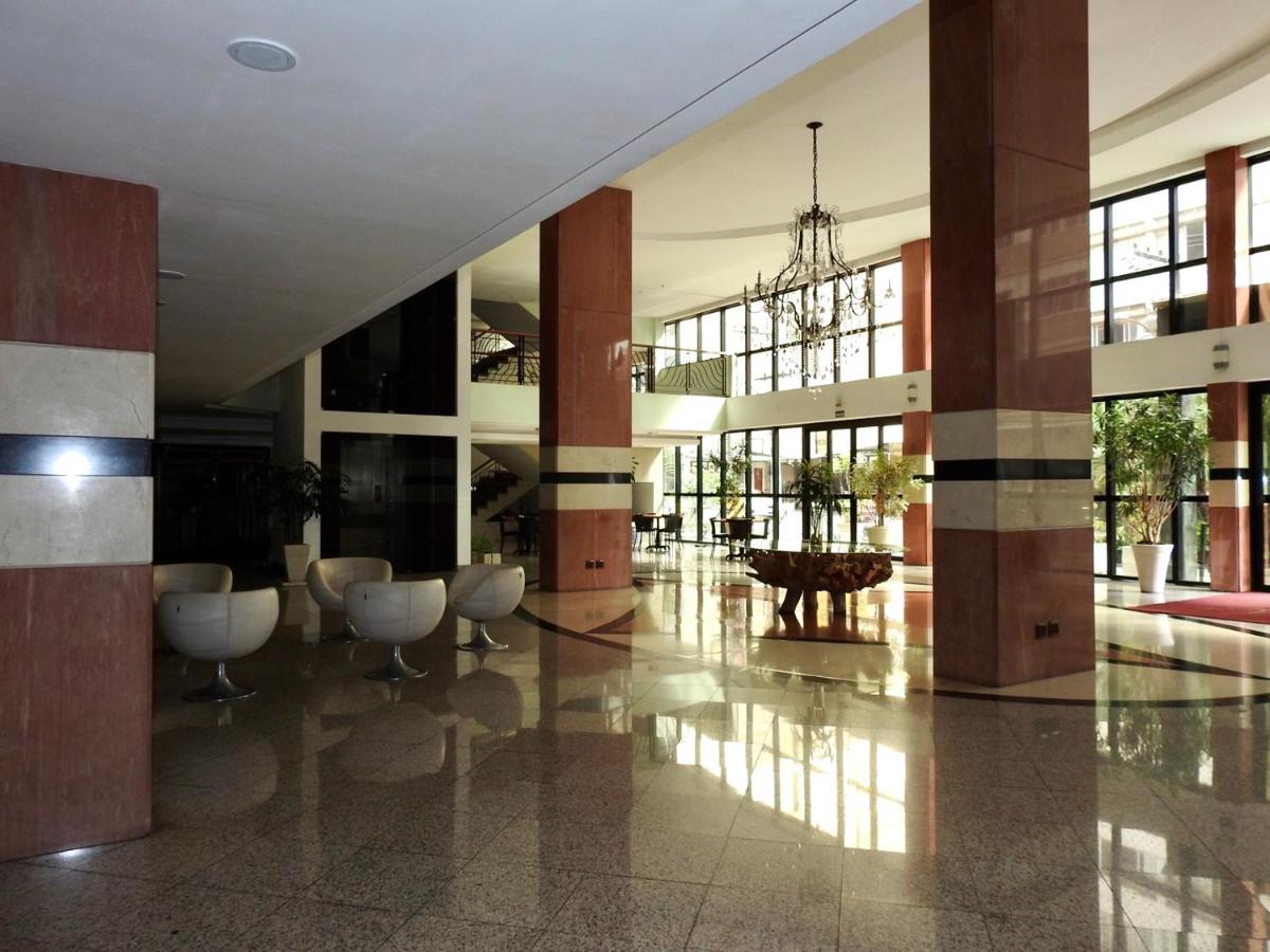 Constantino Hotel E Eventos Juiz de Fora Extérieur photo Lobby of the hotel
