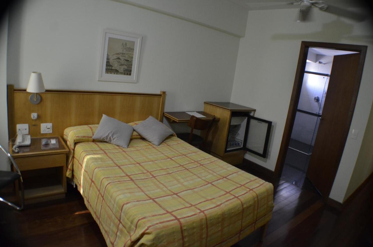 Constantino Hotel E Eventos Juiz de Fora Extérieur photo A room at the hotel