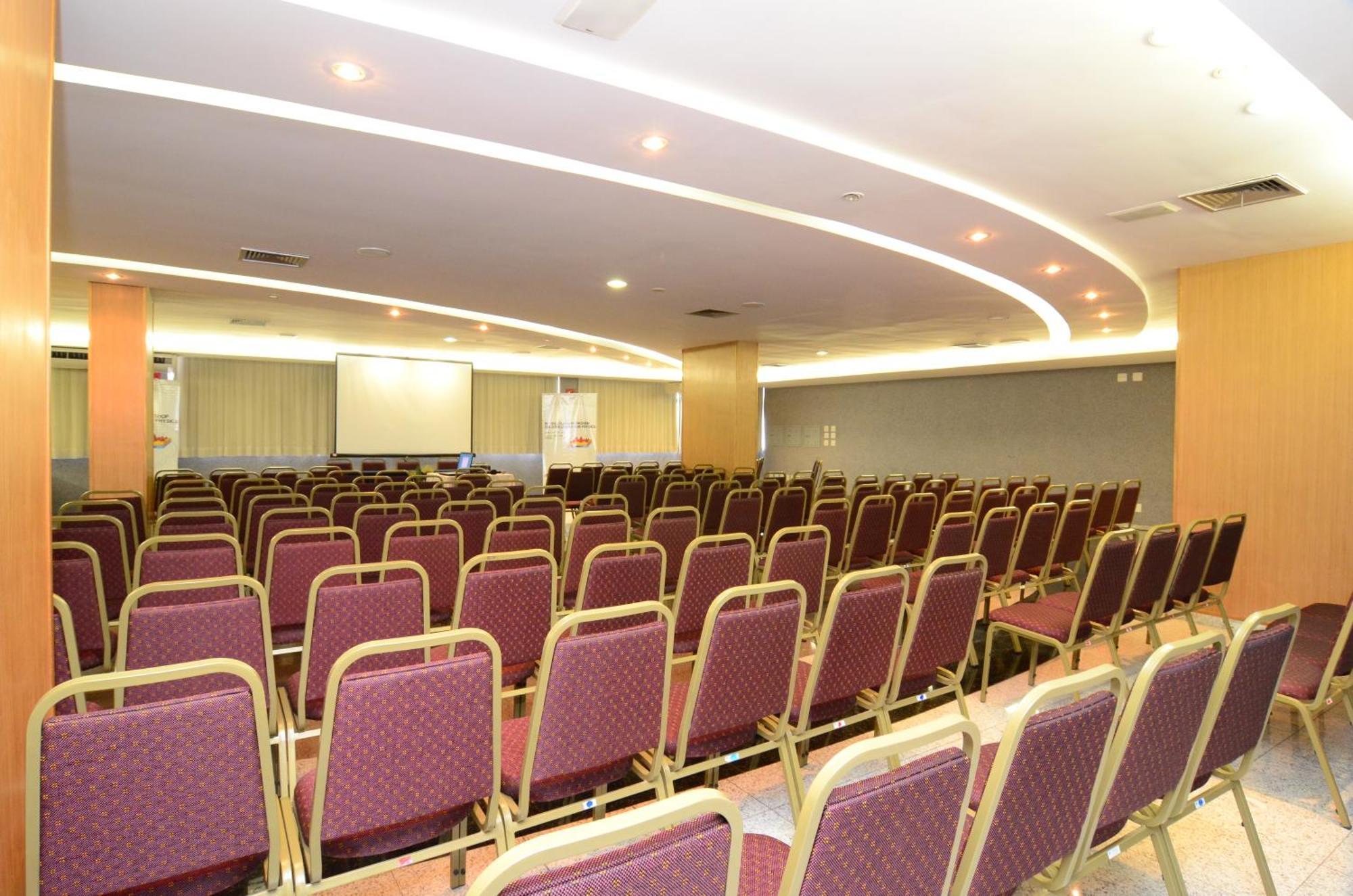 Constantino Hotel E Eventos Juiz de Fora Extérieur photo The main auditorium